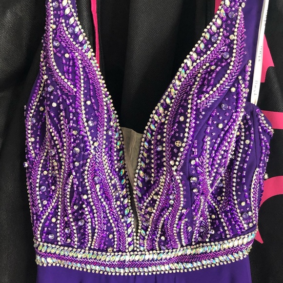 Purple Open Back Prom Dress from Henris - Picture 2 of 5